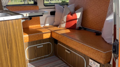 Blossom – 'Blossom' VW T2 Westfalia 1972 Campervan