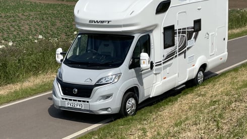 Saffy the Swift – 6 berth Swift alcove from 2022