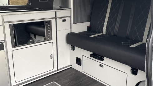 SILVERFOX – Adventure Ready 4 berth Volkswagen campervan from 2021