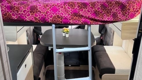 "Automatic" Challenger 337 GA VIP-FULLY equipped, UNLIMITED km