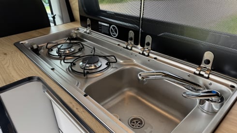 🤎 NOVA 🤎 – 4 berth Volkswagen campervan from 2019