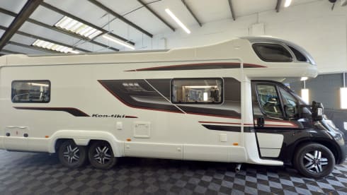 6 Berth 6 Belts - The Ultimate Family Camper 