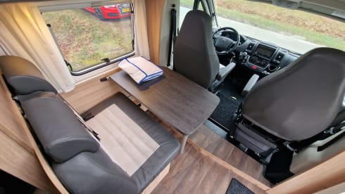 C23 – Luxe Sunlight Adventure Queensbed, 2x Airco, 165PK