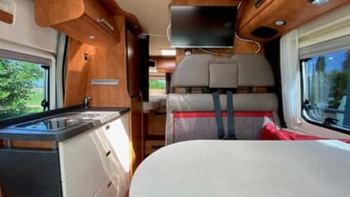 2p Malibu bus from 2019