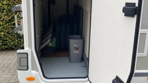 MasterCamper – Chausson 720 Titanium-Luxury mobile home for 4 people