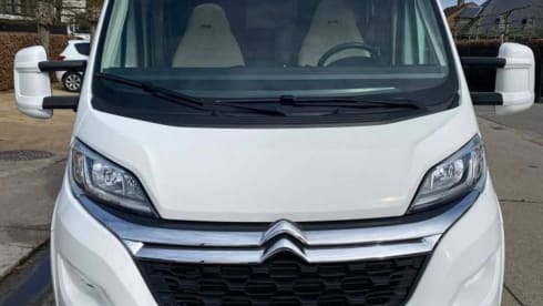 Citroën semi-integrata a 5 posti dal 2020