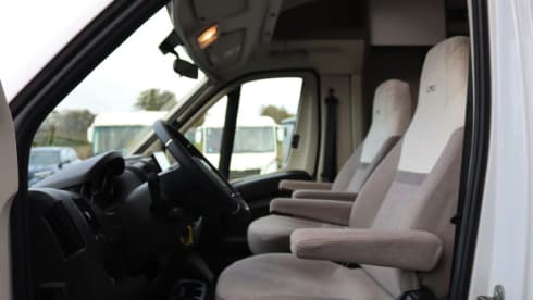 11 LMC Tourer 730 – 11 LMC Tourer 730