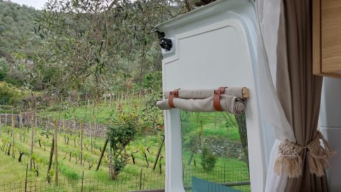 Buscampr – New, off-grid, complete and comfortable 'Buscampr' for 2 people