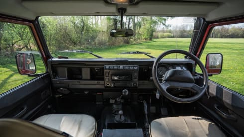 Cherry Belle – Land Rover Camper for Family Adventure