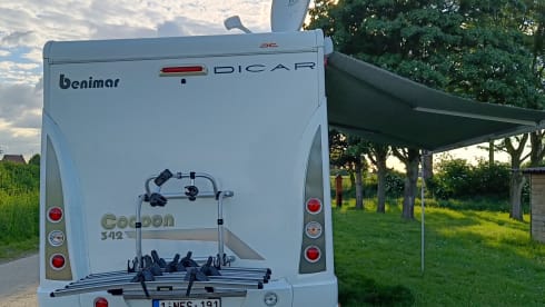 5p Benimar alcove uit 2016
