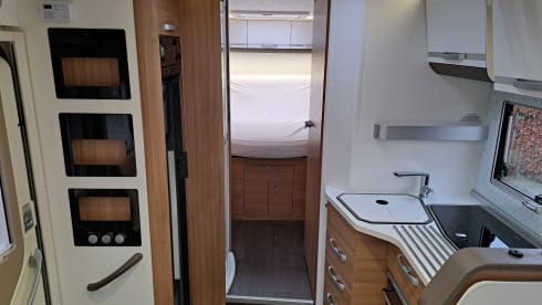 Adria Matrix 670 DC – 4p Adria Mobil semi-integrated from 2019