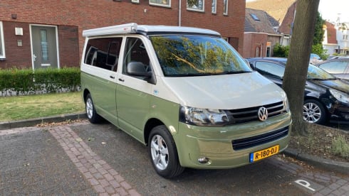 Volkswagen camper 4/5 people