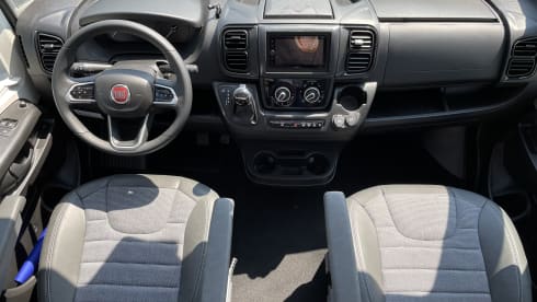 Adria Twin 640 SLB Supreme D AUTOMATIC