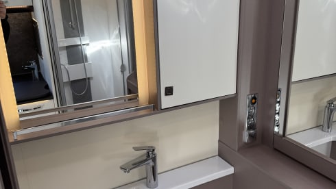 Fredo – 4p Bürstner teilintegriert ab 2024