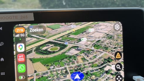 2p Renault rooftop uit 2024