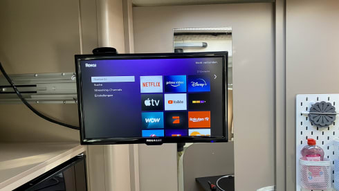 Flip – Etrusco T7400QB - elegant and well equipped