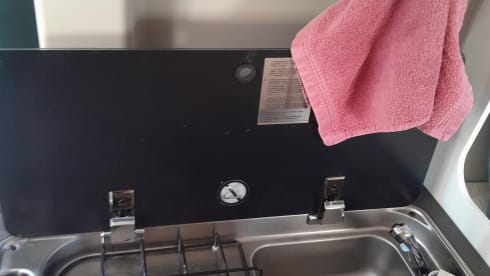 VAN IN BLACK – On to new shores