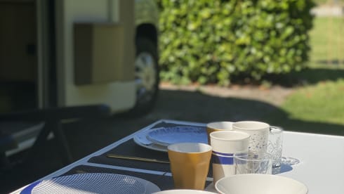 Luxury compact camper