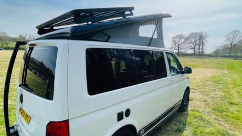 Bob – 4 berth VW Campervan (2023)