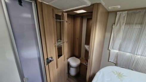 Sunny – Very complete Sunlight camper