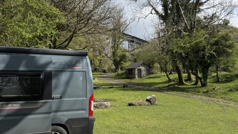 Arkoo – Year-round, off grid, 4/2 berth home from home