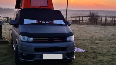 Jude – 4 Berth VW Camper