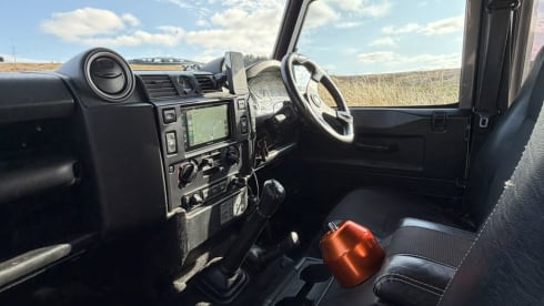 Landy – Land Rover campervan met 4 slaapplaatsen uit 2008