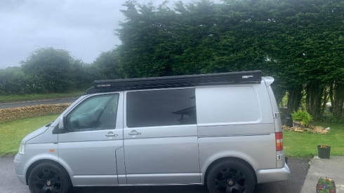 Essie  – 4 berth Volkswagen Campervan