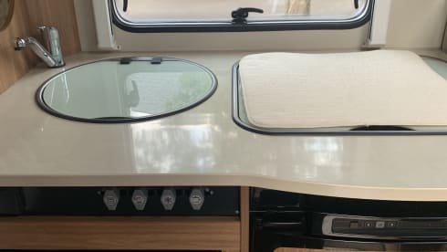 3 Berth 4 Belted Seats Carado semi-integrated from 2016 