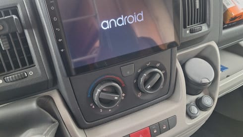 Huisje op wielen – 4p Fiat alcove from 2009