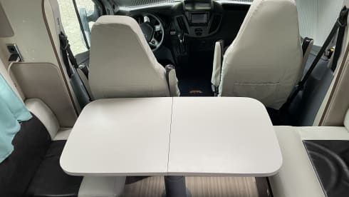 luxe – 3p Benimar semi-integrated from 2021 170 hp automatic