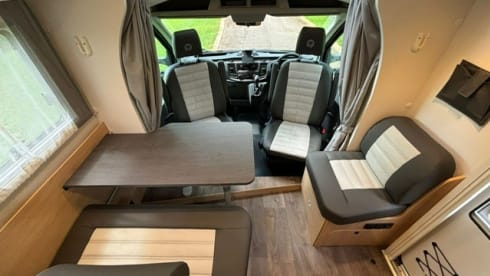 Sunlight T680 Adventure Edition - 4 berth semi-integrated Motorhome (2025)