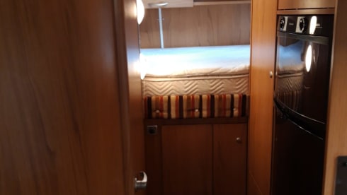 SPACIOUS LUXURY EQUIPPED CAMPER 2008