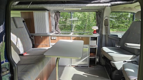 Keep it Simple – Volkswagen camper van from 2004