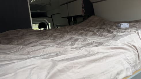 Fiat Ducato 2 or 4 pers. Buscamper - Off grid - Bench air conditioning - Underfloor heating