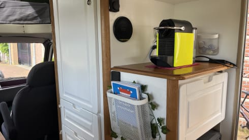 de Hut  – 5p Ford alcove from 1999