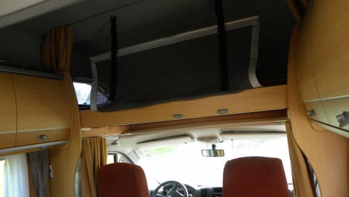 Spacious and complete camper for a nice price