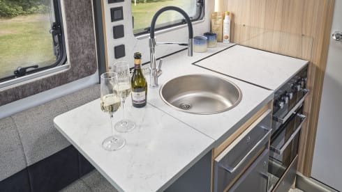 oakleigh – 4 berth Bailey semi-integrated from 2026