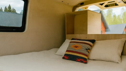 Madge – 2 berth Volkswagen campervan from 2017