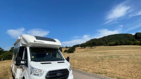 Camper Ford Benimar Cocoon 463 da 5 persone - 170 CV 