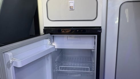 Hamish – Insurance covered! 4 berth Volkswagen campervan from 2020
