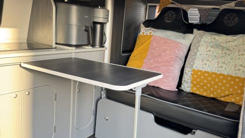 T30 Explorer – 4 berth Volkswagen campervan 