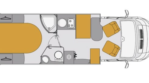 Bennie – Fiat Ducato Carado T449 with queen bed