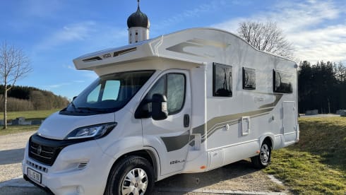 Halifax – Entdecken Sie Bequemes Teilintegriertes Wohnmobil für 4 Personen BJ 2022