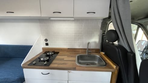 El Maestro – El Maestro ready for adventure