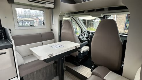 4p McLouis semi-integrated uit 2026