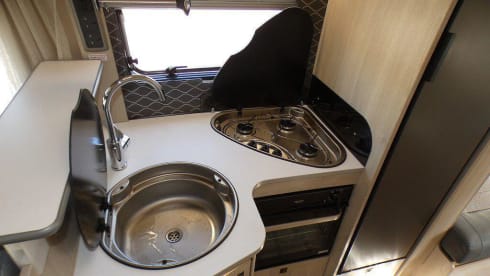 Vango – Autotrail semi-geïntegreerde camper met 6 slaapplaatsen vanaf 2023