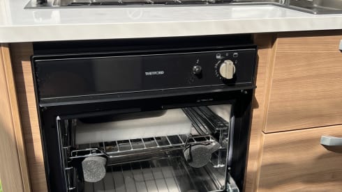 De luxe kampeerders  – 2-person Adria Coral 600SL Plus from 2020