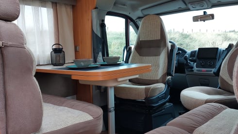 Fiat Coral semi-integrated from 2010 4 persons