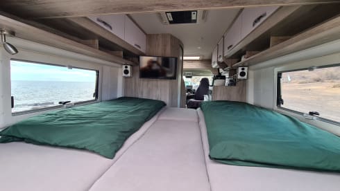 Bigfoot – Campervan, Bravia 636 Swan